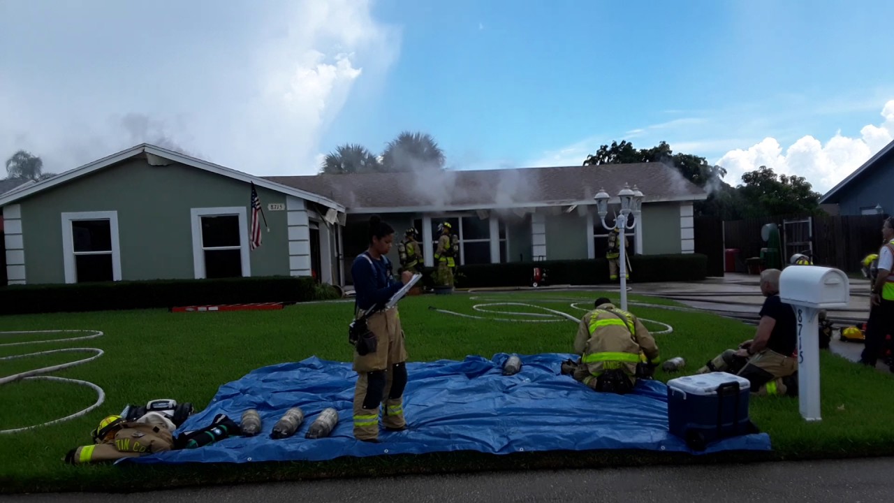 WORKING RESIDENTIAL STRUCTURE FIRE IN MARTIN COUNTY - YouTube