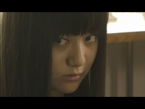 分分钟看电影：几分钟看完日本恐怖电影《被诅咒的学校》