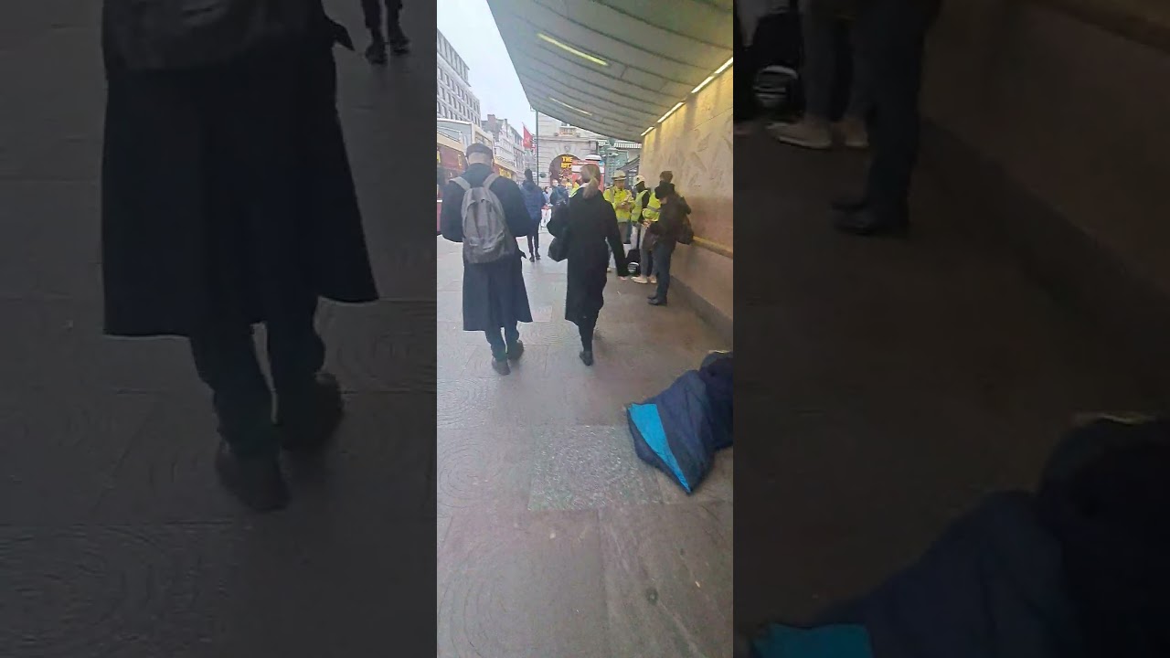 Outside green park station , Mayfair 