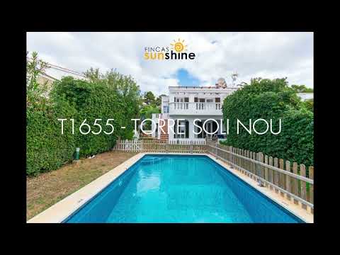 Belle villa avec piscine et vue sur la mer en vente à Torre Solí