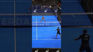 😱 ¡¡Ya ha empezado el P1 de Róterdam y Augsburger hace estas cosas!!