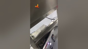 Shrink Sleeve Labeling Machine for Glass Bottle, Sleeve Applicator & Shrink Tunnel Round Body Shaped