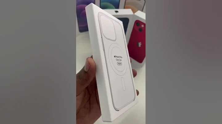 Apple Original MagSafe Clear Case for iPhone 13 Pro MRP 4900/- #iphone13pro #magsafe #apple