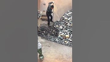 Unloading Process of a Pebble Ship - Good tools and machinery make work easy