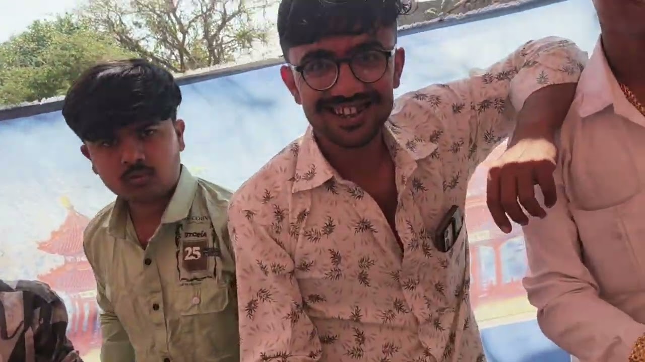 લગ્ન માં ગયા 