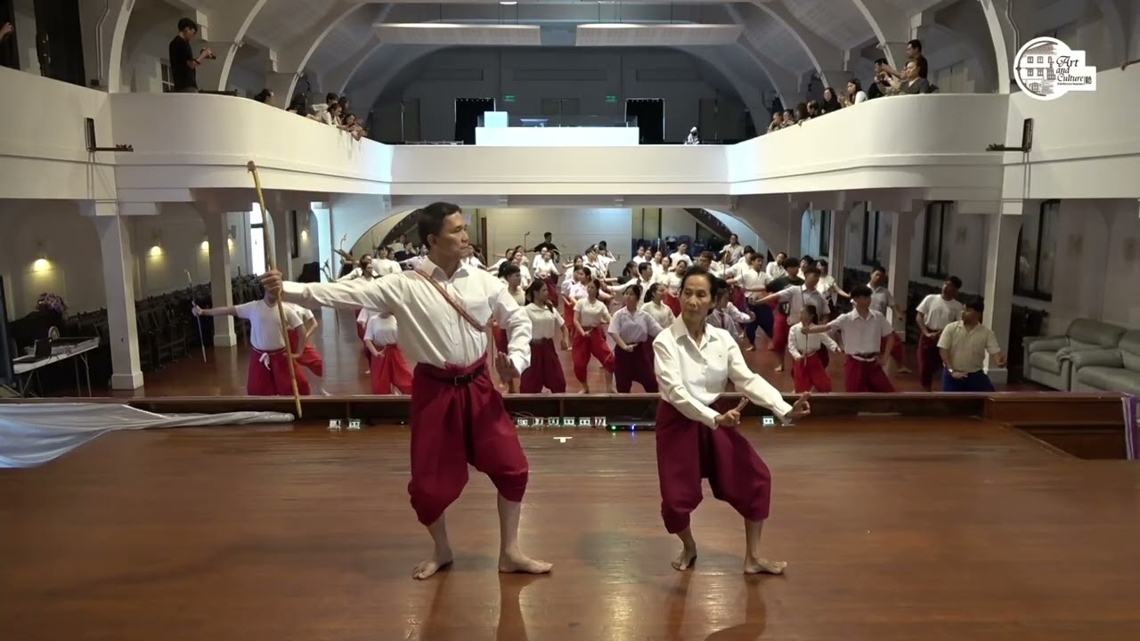 01 “พระรามตามกวาง”  โดย คุณครูปกรณ์ พรพิสุทธิ์ / คุณครูวันทนีย์  ม่วงบุญ