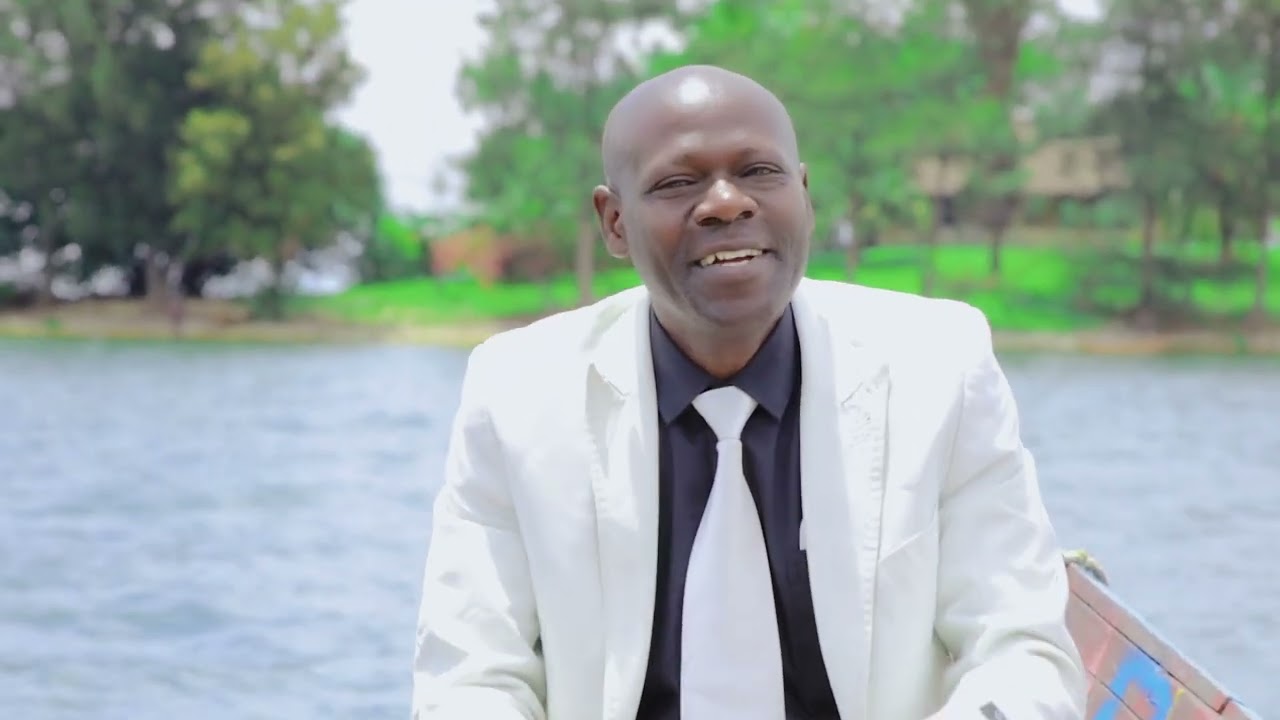 AWAKUMBUKE, Official Video by Pasteur Esaie Mporayonzi