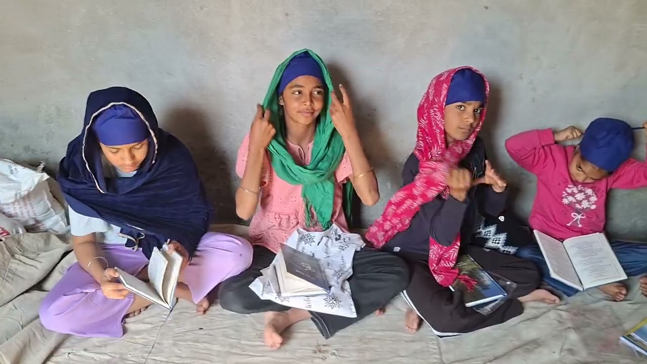 ਅਕਥ ਕੀ ਕਬਾ ਸੁਣੇਇ। ।ਰਿਧਿ ਸਿਧਿ ਬੁਧਿ ਗਿਆਨੁ,ਸਦਾ ਸੁਖੁ ਹੋਇ। ।੨੩੮੯॥