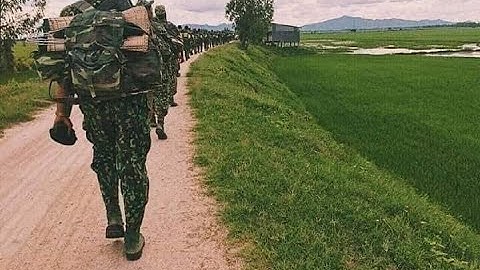 BỘ ĐỘI HÀNH QUÂN RÈN LUYỆN THỂ LỰC l BẤT KỂ NẮNG MƯA