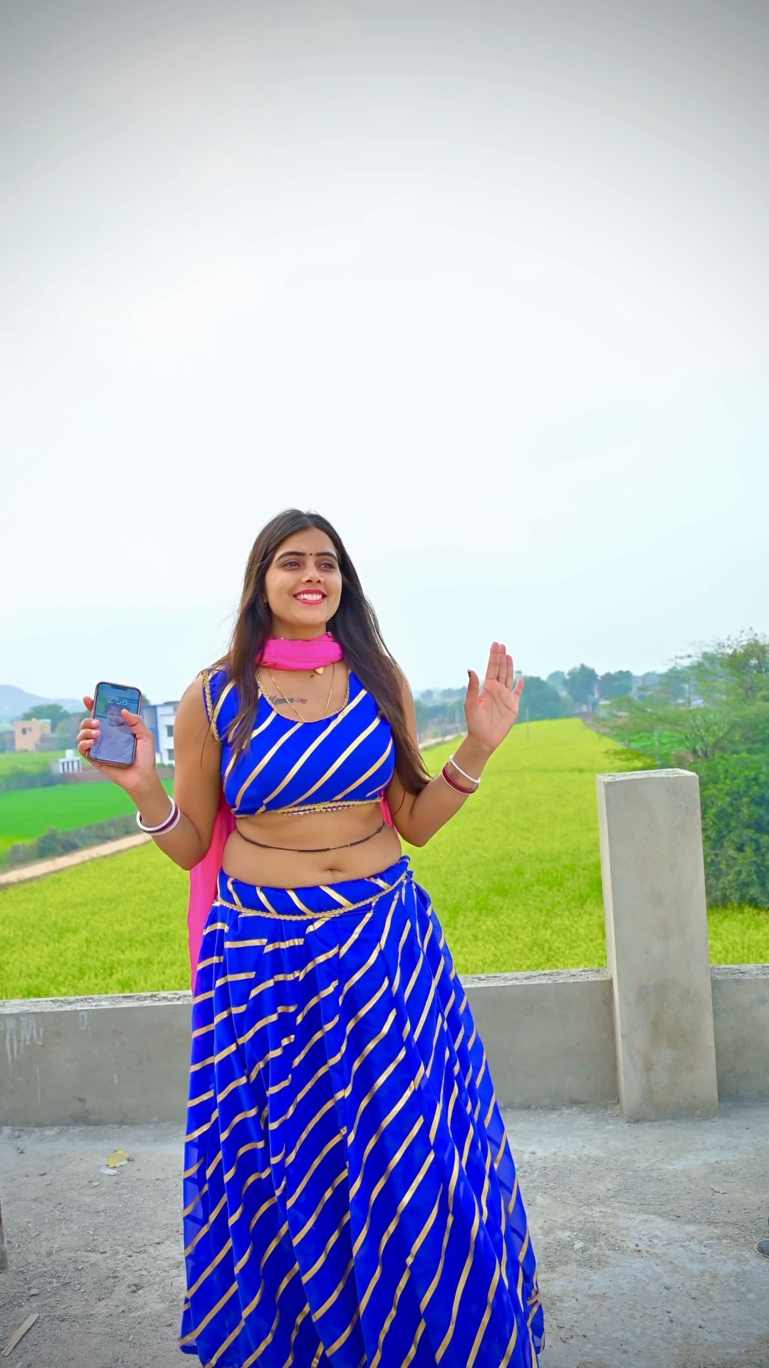 दोस्तों नया गाना देख लो #meenu #trending #trendingshorts