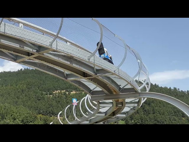 L'attraction sensation : Loubac Mountain 