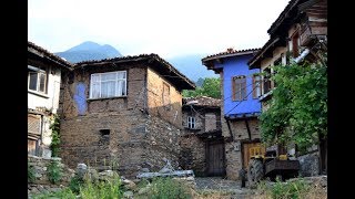 Avluda Bağlidir Yi̇ği̇di̇n Ati - Seyit Çevi̇k