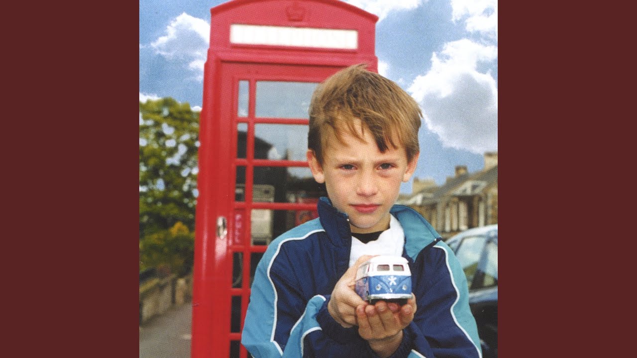 Sunbeam adlı videoyu YouTube'da izle Sunbeam adlı videoyu YouTube'da izle