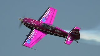 Vicky Benzing Extra 300 Aerobatic demo - Oshkosh 2018 - Sunday