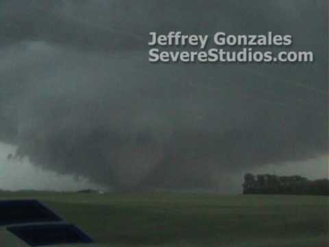 Jeffrey Gonzales shoots multiple tornadoes in southern Minnesota near Kiester and Albert Lea on Thursday, June 17, 2010