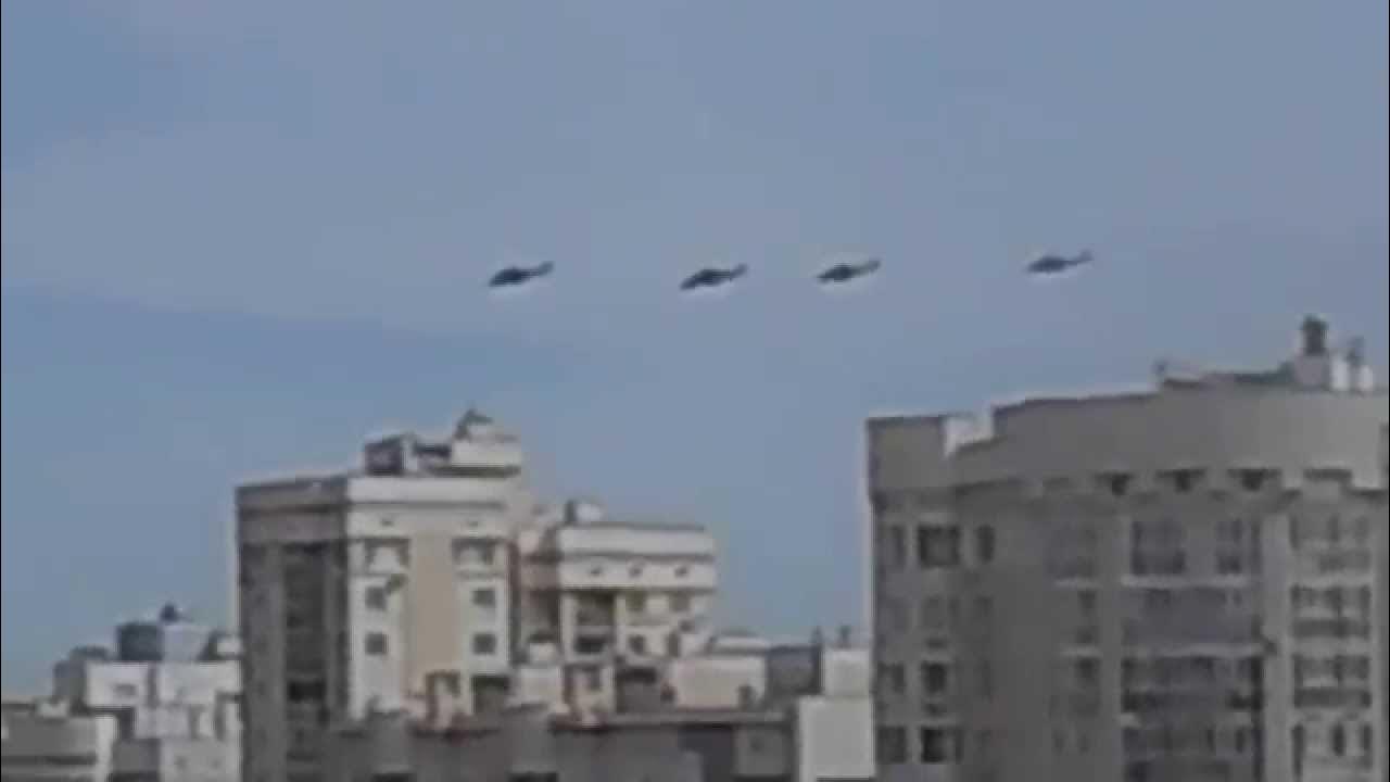 Над екатеринбургом летают. Самолеты над екатеринбургом сегодня. полеты над екатеринбургом на самолете. вертолет над курском. крест в небе над екатеринбургом.