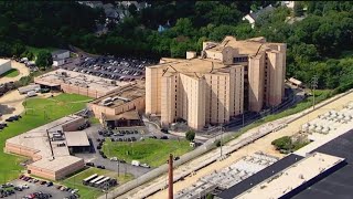 Fulton County inmate found unresponsive at jail dies at hospital