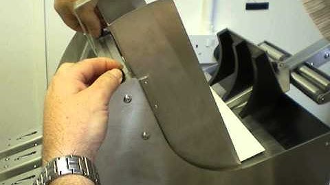 Friction feeder - Vacuumatic TCF - Showing how easy to change and set up a new product to count