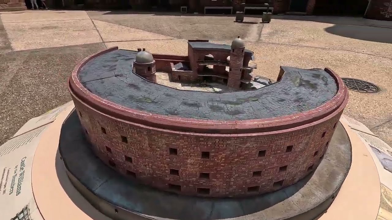 NYC Walking Castle Williams (విలియమ్స్ కోట) protection for New York City in Governors Island. 4K