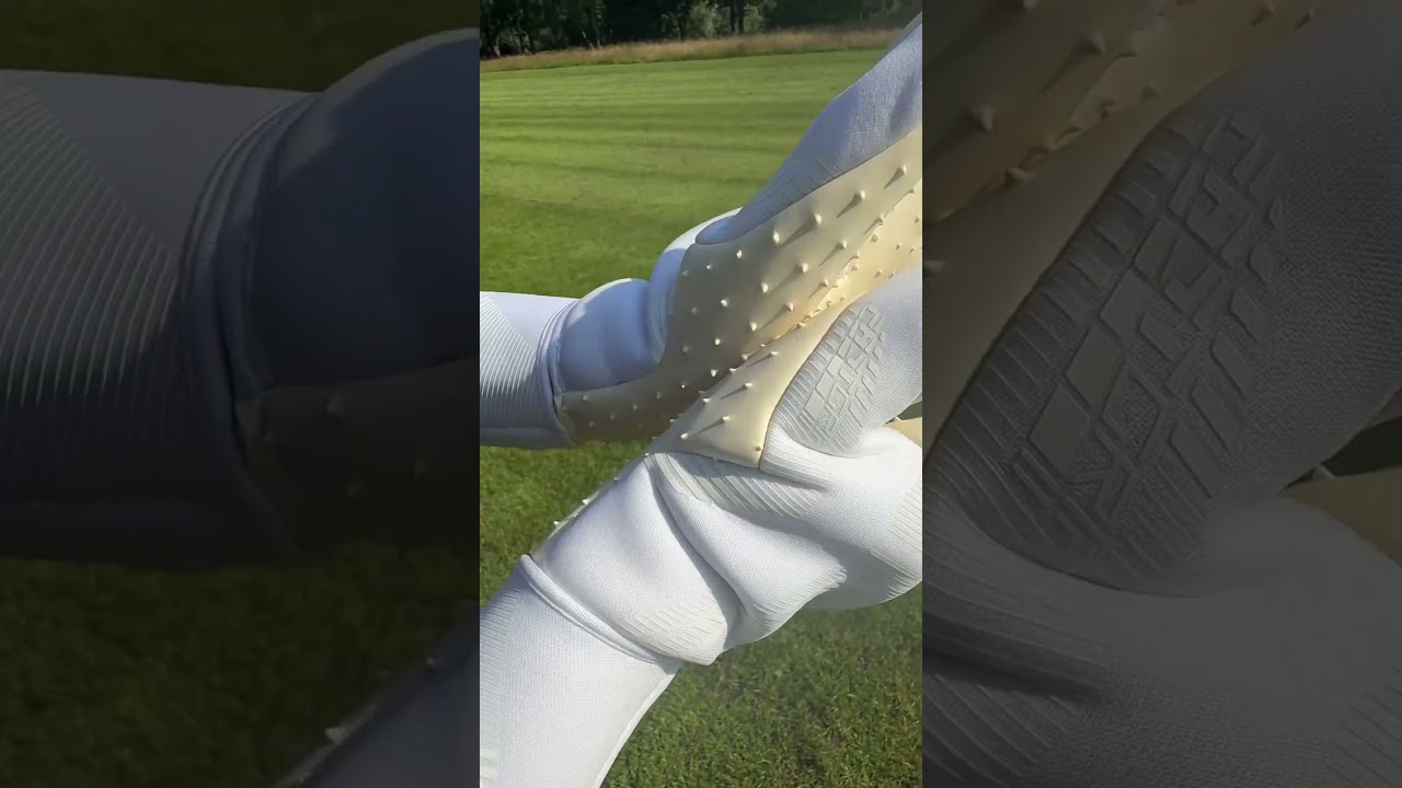 GOALKEEPER GLOVE BUMP ASMR 