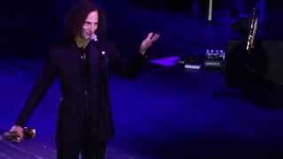 Kenny G live Moscow - says that he is the first time in Russia.