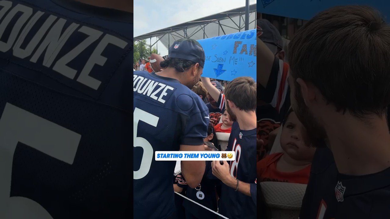 Rome Odunze's youngest fan came prepared 😂