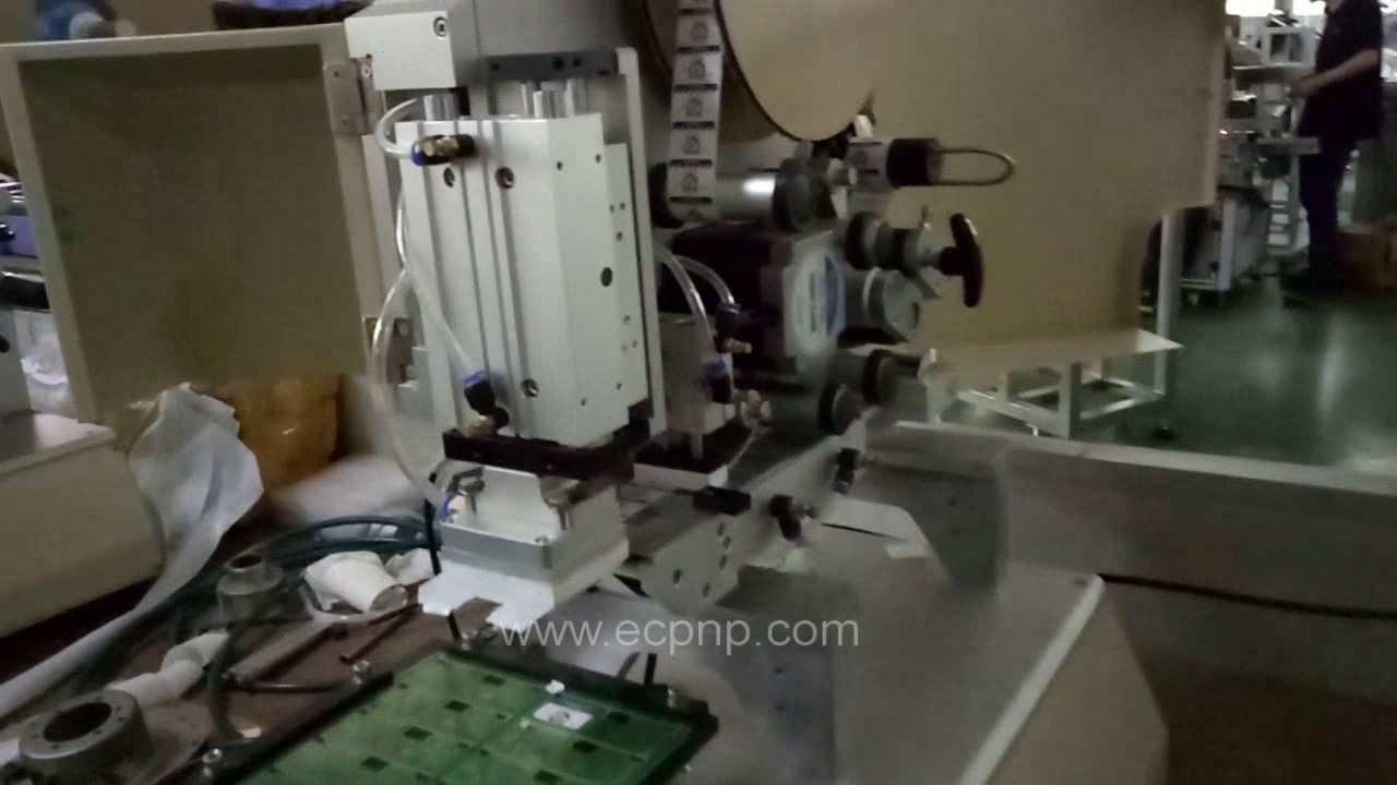Circuit Label Machine Circuit Board Labeling Machine - YouTube