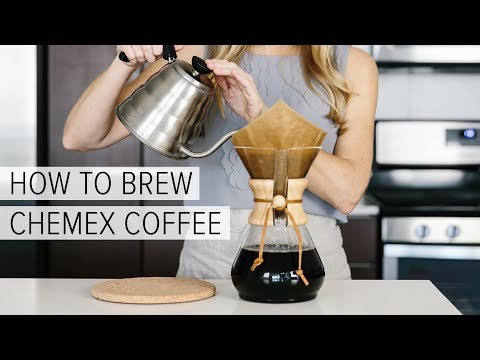 HOW TO BREW CHEMEX COFFEE | a simple chemex brewing guide