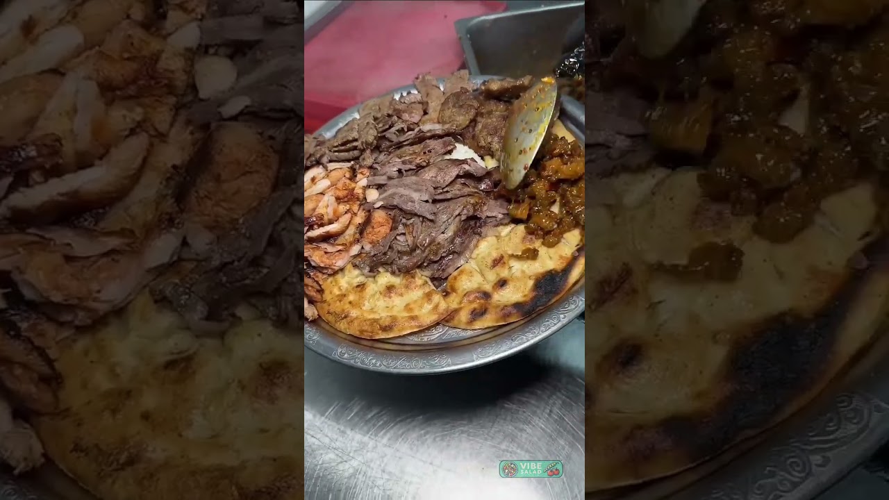 I Tried Turkish Meat Flatbread (Lahmacun)