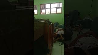 Suasana Kelas Ketika Jam Kosong
