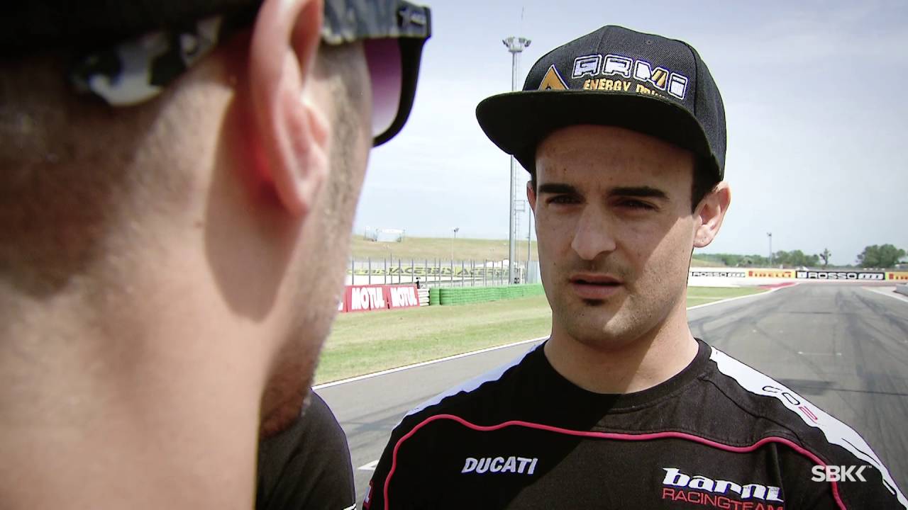 I piloti del campionato ‪WorldSBK‬ alle prese con Nilox DOC‬ Hoverboard !!!