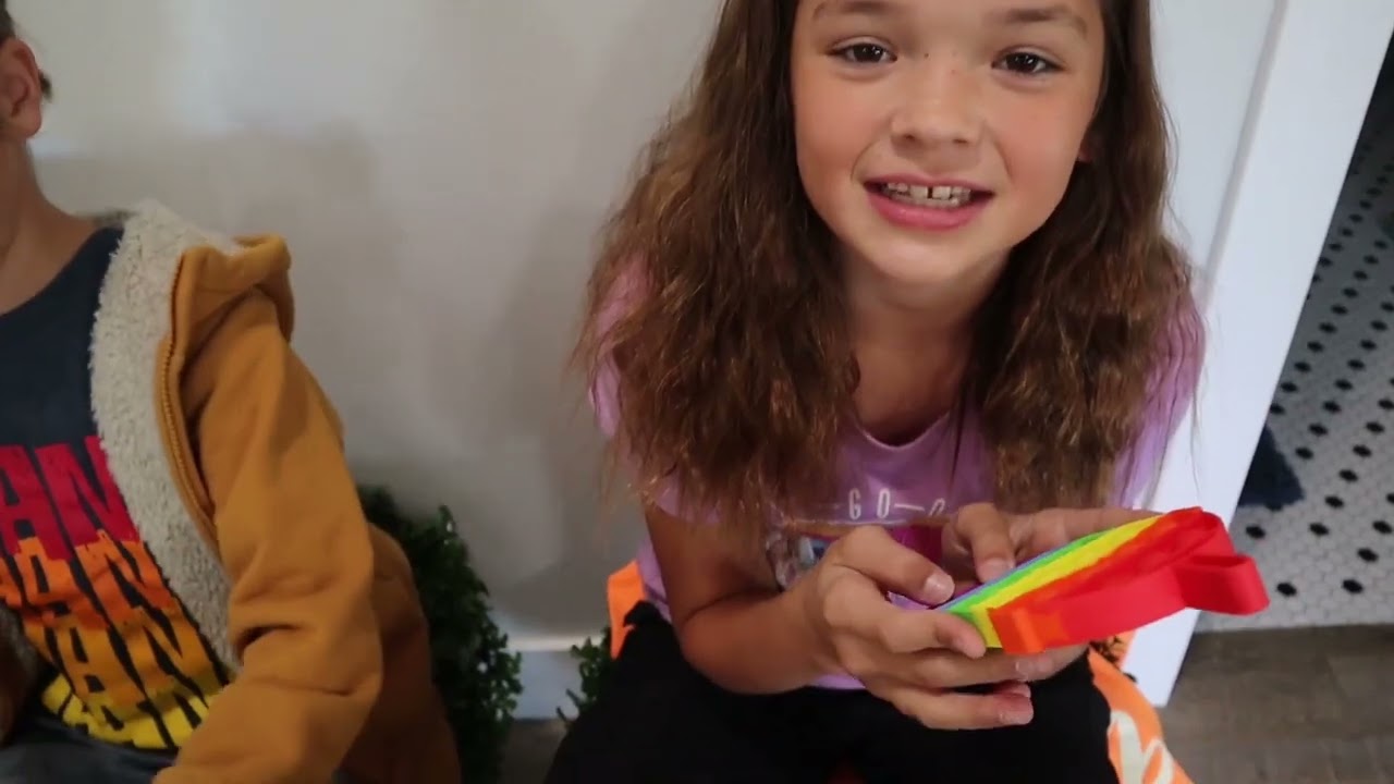 Popit (Cora Noelani)