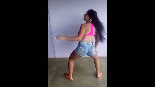 Morena Gostosa #4 - Jhennis Kut Kut - Dançando Funk  #MomentoFunk