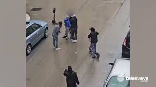 Foggia, Extracomunitario, Con Una Mazza Di Ferro, Semina Il Panico In Pieno Centro