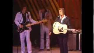 Watch George Jones You Better Treat Your Man Right video