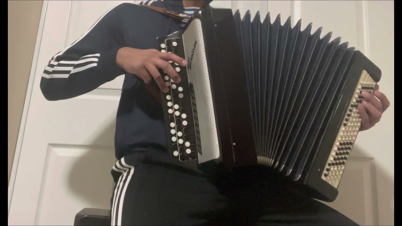 The Lonely Accordion (Одинокая Гармонь) Accordion/Vocals YouTube