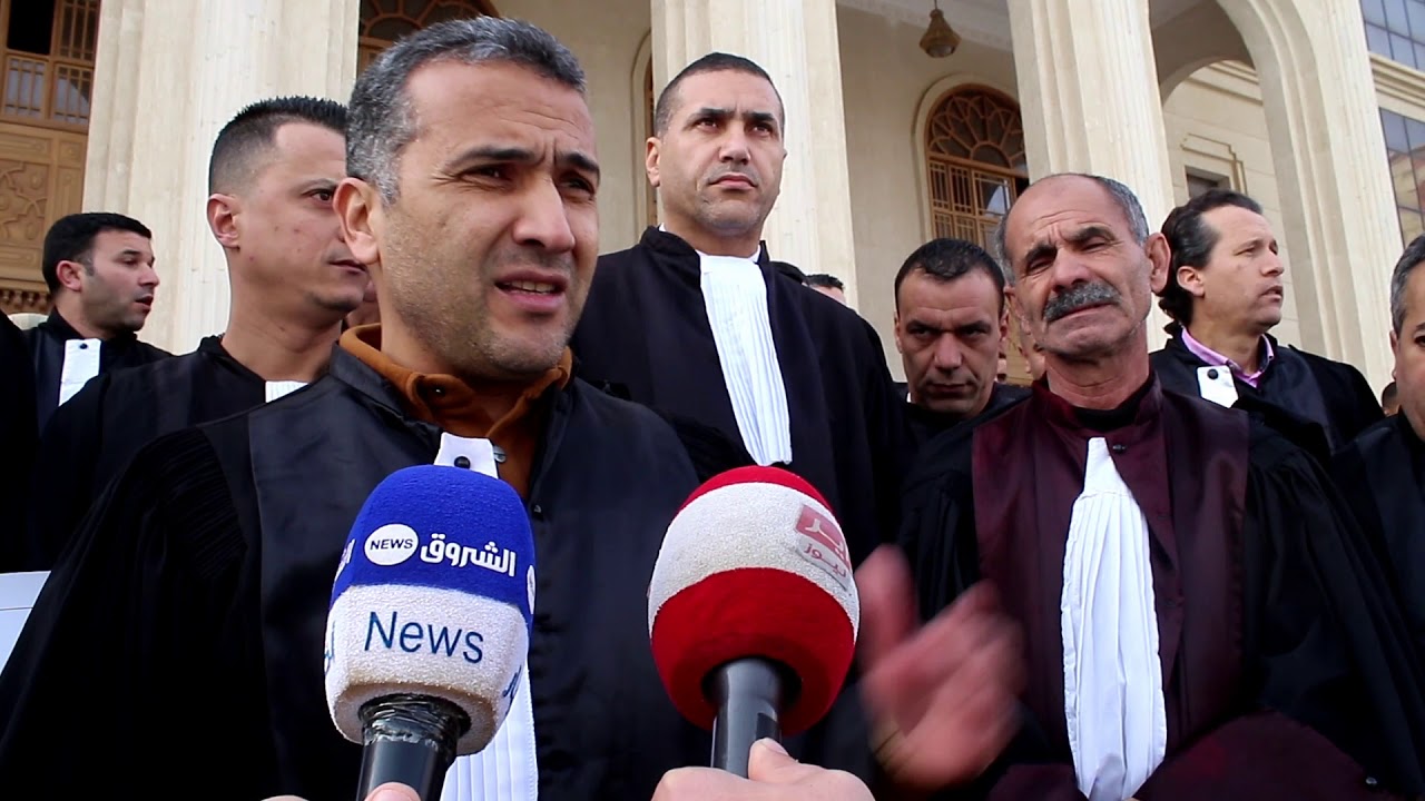 غليزان: المحامون في وقفة احتجاجية