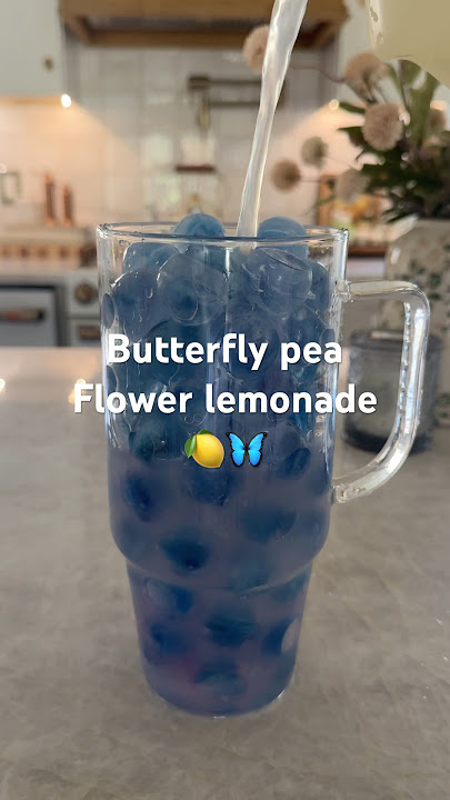 Butterfly pea flower lemonade 🍋🦋#asmr #drinks #pretty #restock