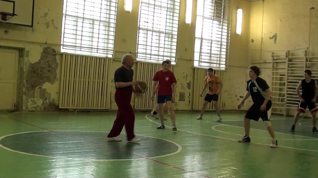 Студенты - Преподы (1/4) @ Баскетбол Неделя Химика УрФУ