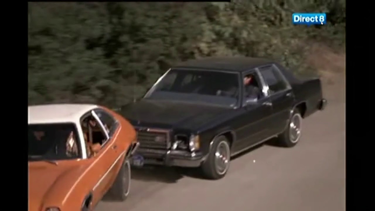 Charlies Angels - Car chase - Kelly and Tiffany are bumped and rammed ...