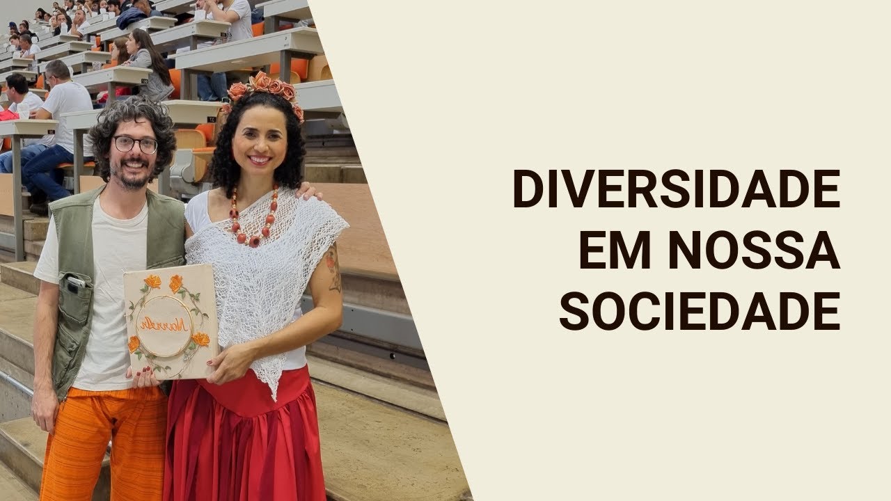 Cena da peça Universo multi diverso