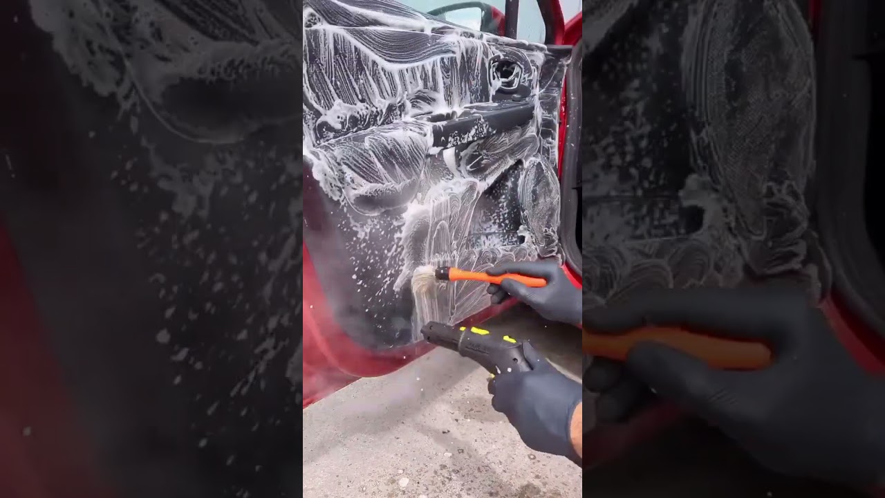 Can he make this old car clean again? 😮🚗