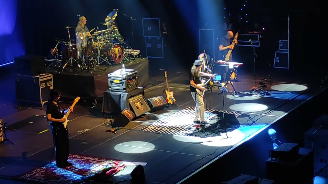 BEAT–play King Crimson,18.06.2026 - YouTube