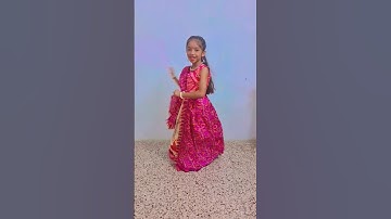 Joom Joom 🔥 | Garba | Navratri | #shorts​ #garba​ #navratri​ #aishwaryamajmudar​ #step
