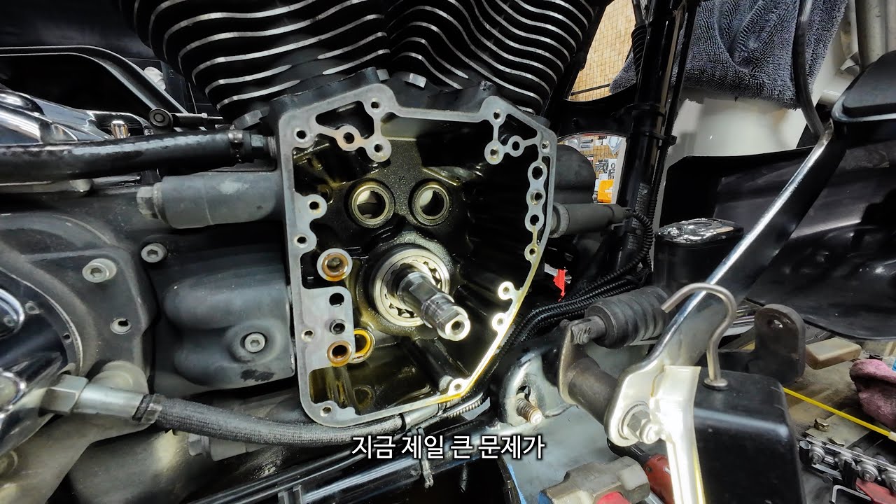 경찰 불하 바이크, 500만원 엔진 수리 후… 베어링이 빠졌습니다