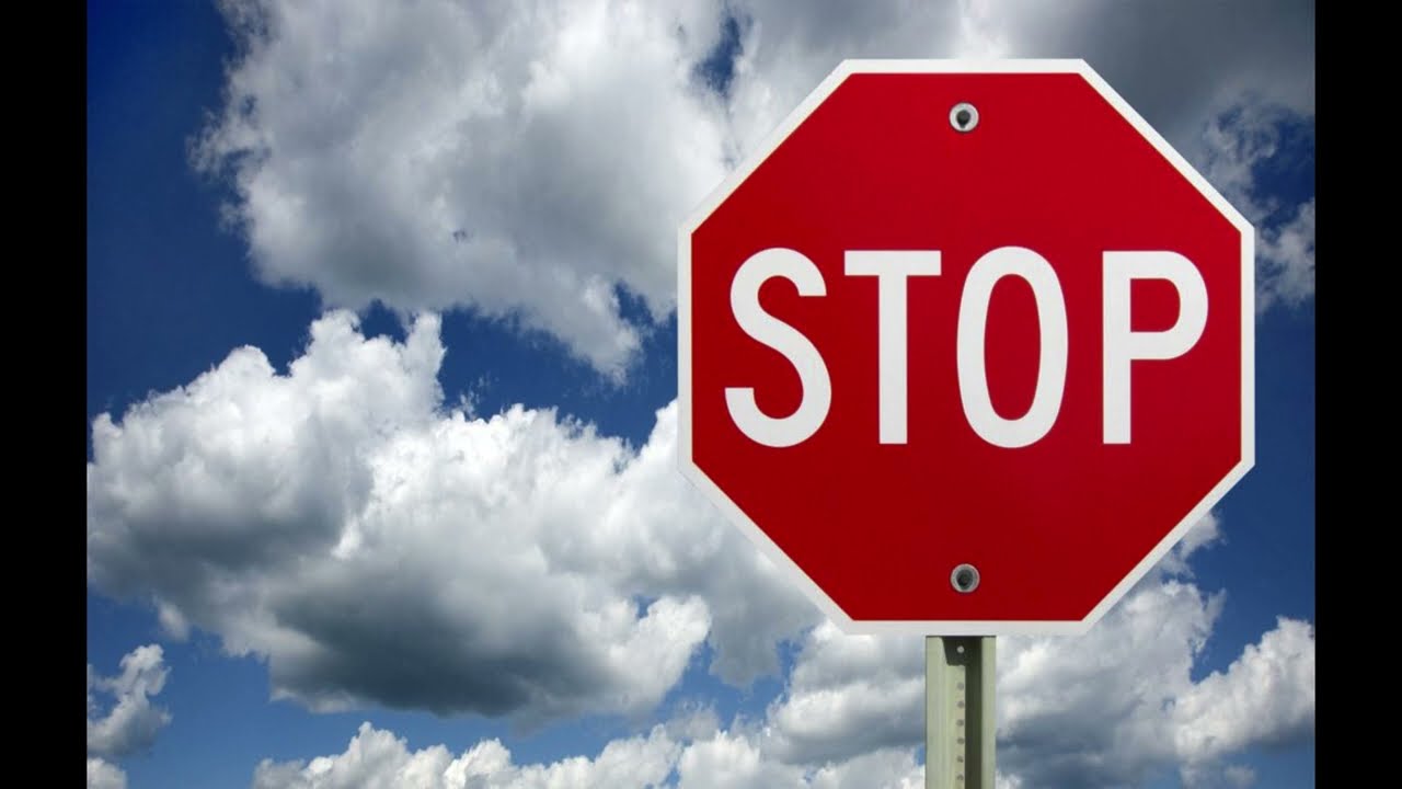 How to drive at a Stop sign Berlin Dekra Tüv driving lesson Fahrschule