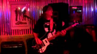 Tomme Gunn: SRV cover Live at Rileys Bar and Grill