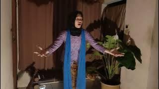 [monolog] Ronggeng Dukuh Paruk - Monolog 3 Perempuan karya Happy Salma