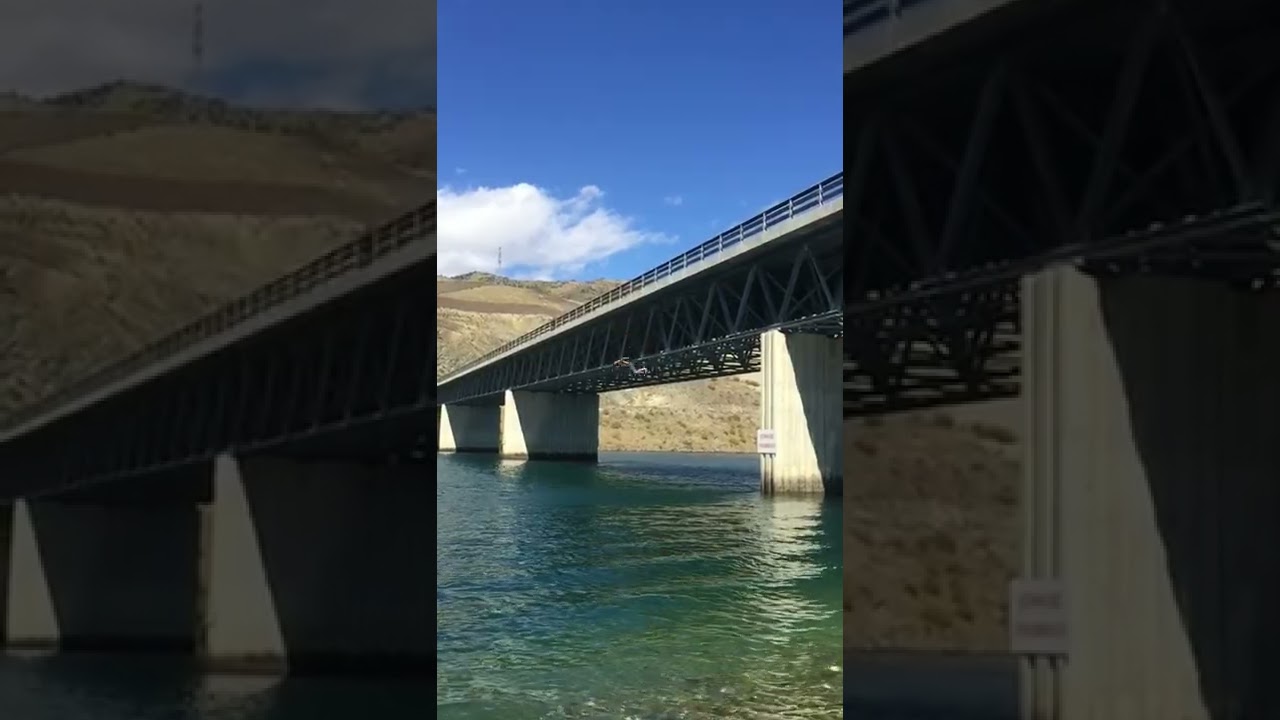Gainer off Cromwell bridge