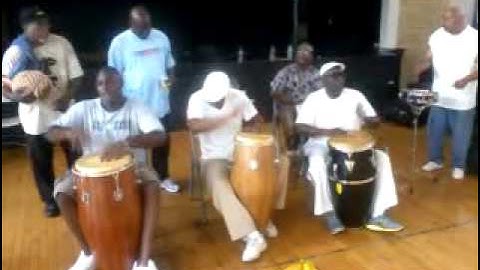 Doc Gibbs and the Boys gettin